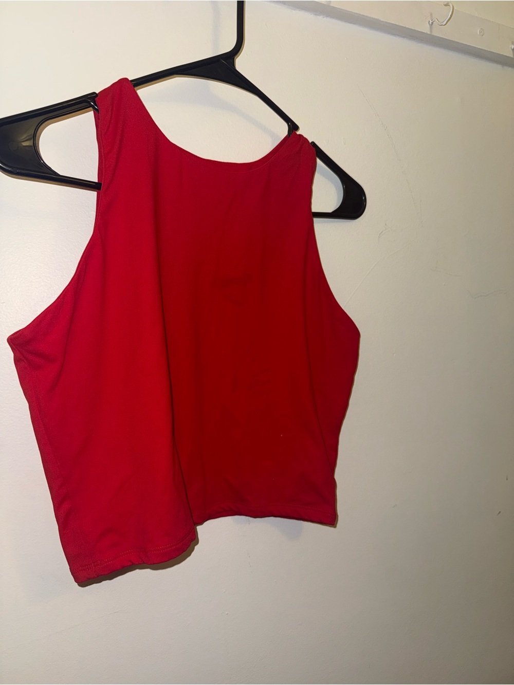 Women’s Red Tank Crop Top. Size L.